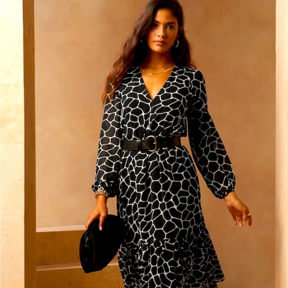 Banana Republic Factory v-neck midi/maxi dress
